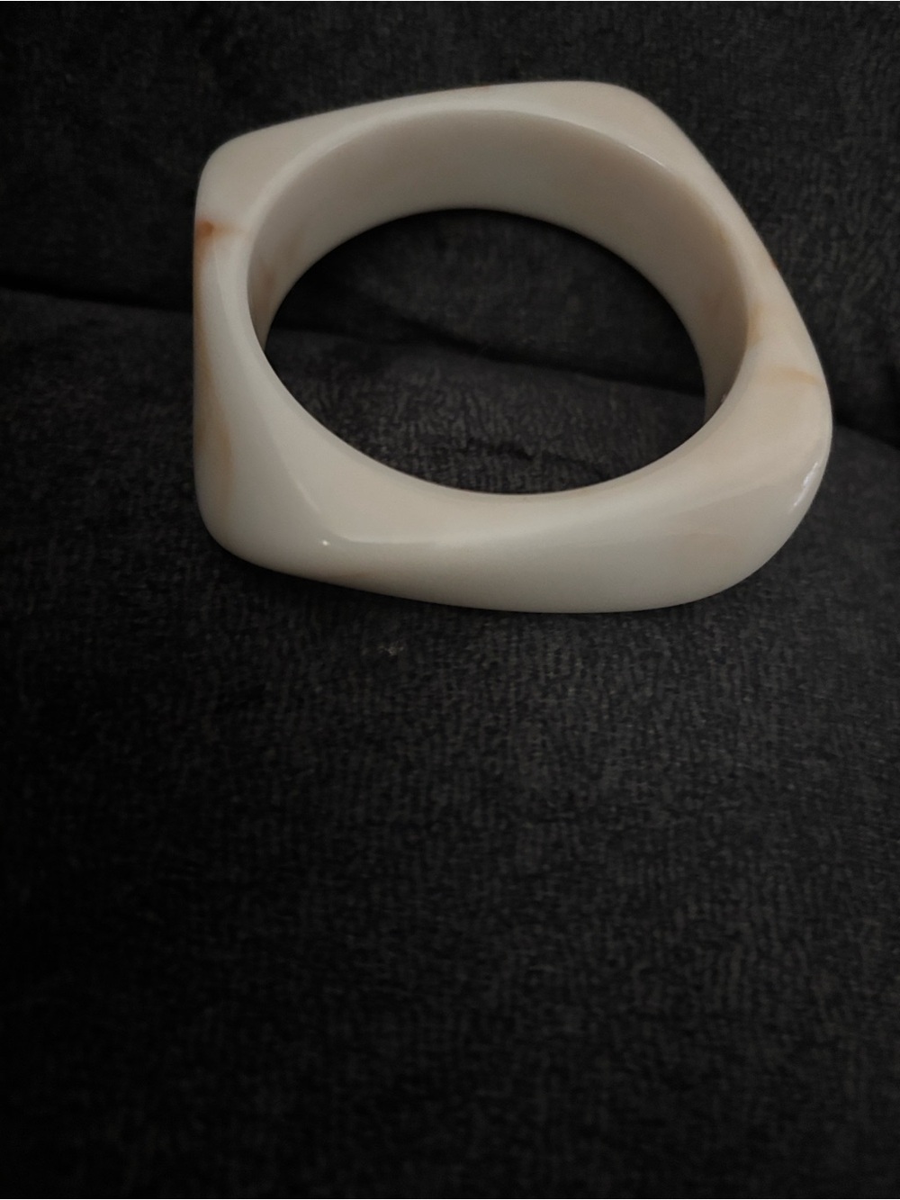 Creamy resin bracelet